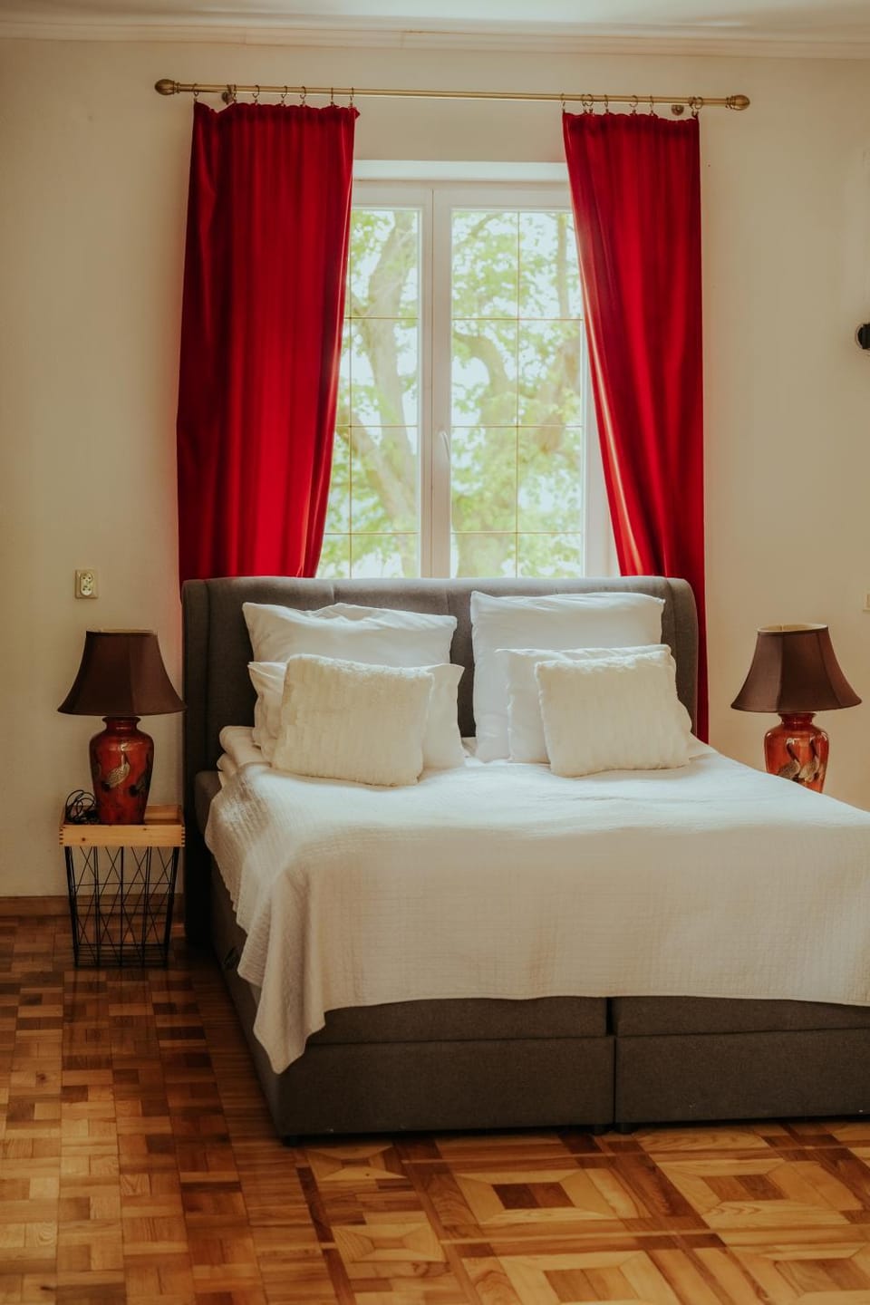 Agroturystyka w Dworze Ujazdowskim Farm Stay in Poland