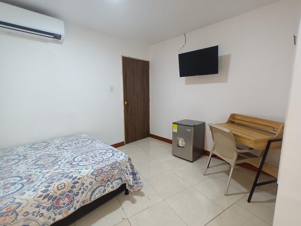TV and multimedia, Bedroom, air conditioner