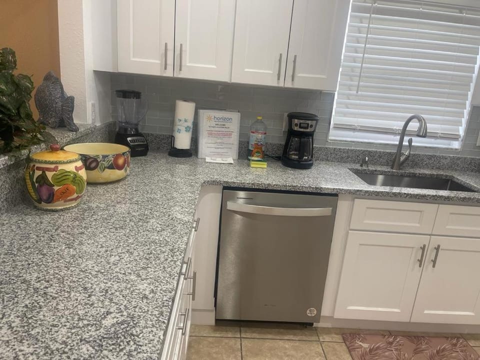 4 bedrooms pool home on Southern Dunes golf course Villa in Haines City