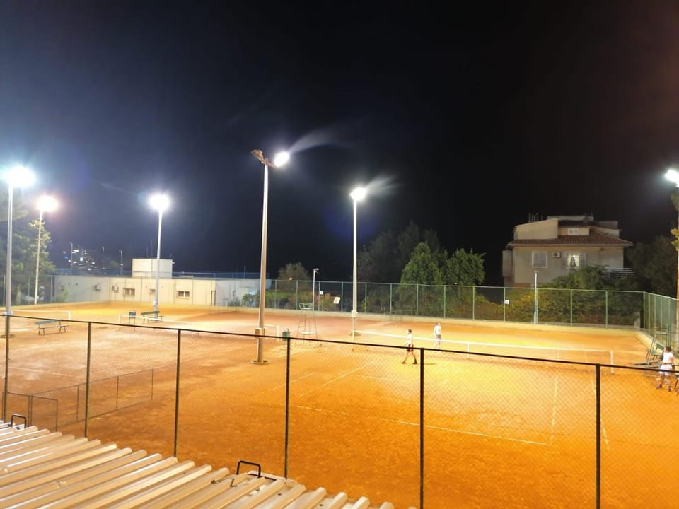 Night, Tennis court