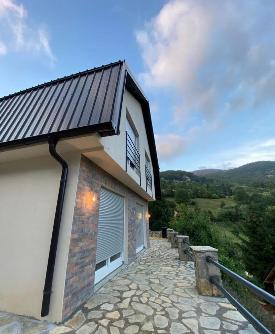 Villat Twin’s Villa in Montenegro