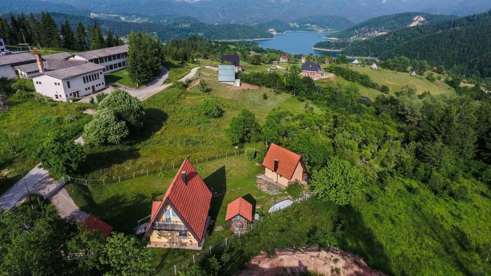 Property building, Spring, Neighbourhood, Bird's eye view, Lake view