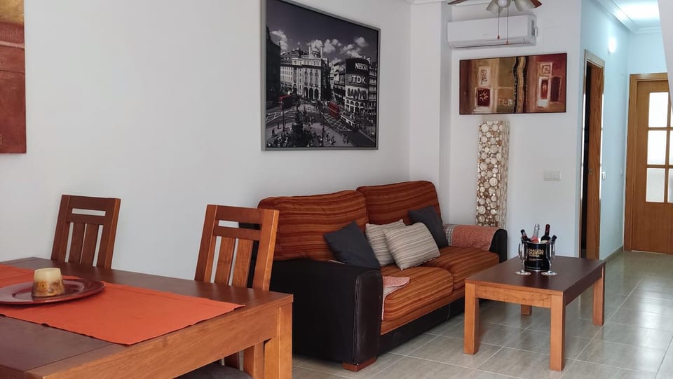 Living room, air conditioner