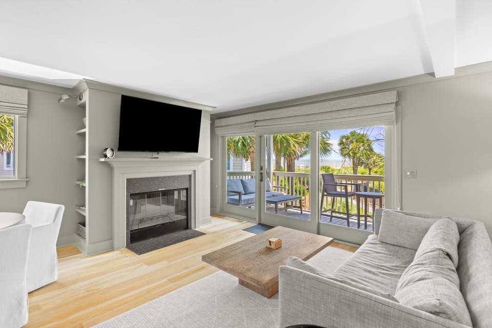 Balcony/Terrace, Living room