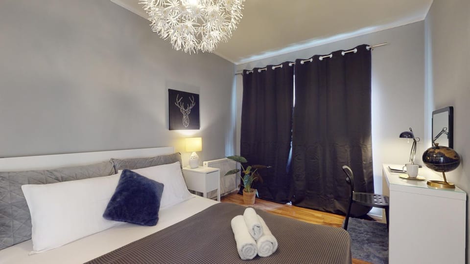 Bed, Photo of the whole room, Bedroom, wardrobe
