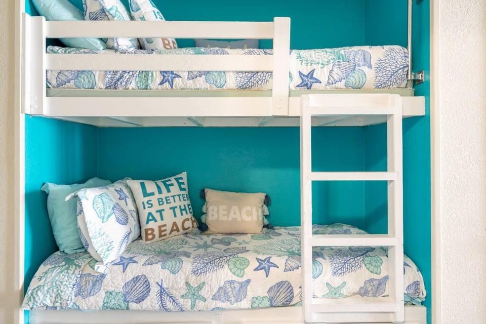 Bed, bunk bed