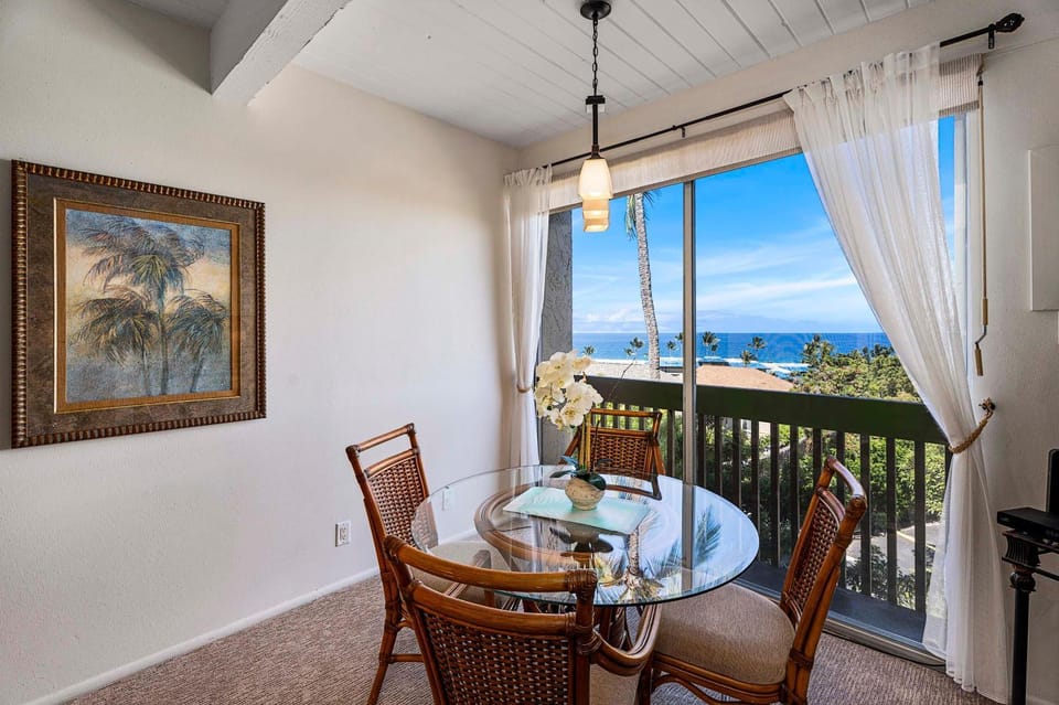 Kona Mansions#211 House in Holualoa