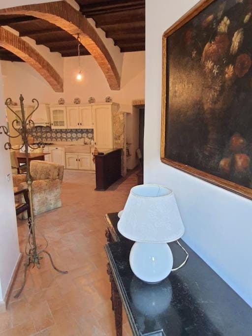 Charming apartment in medieval tower Apartment in Spoleto