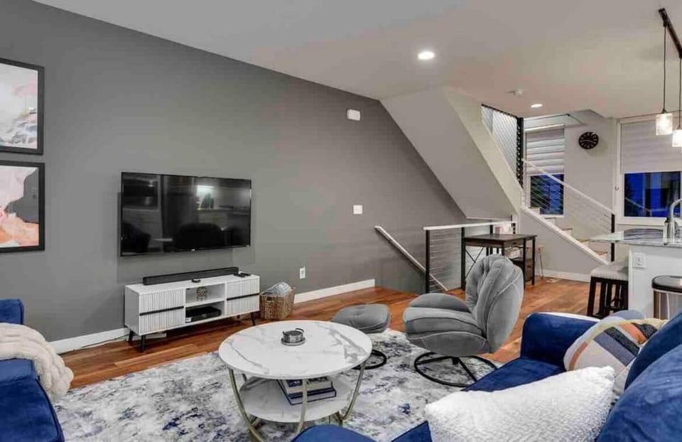 TV and multimedia, Living room, Seating area