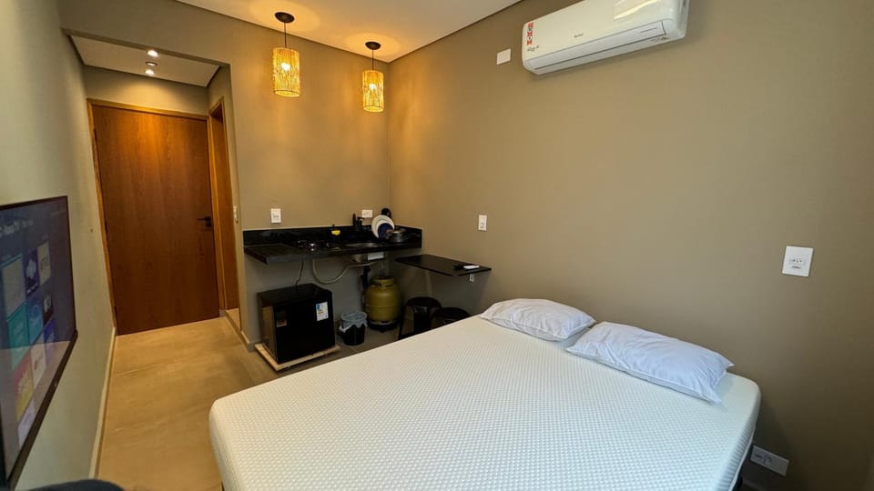 1003A Mini Studio Pitangueiras Apartment in State of São Paulo