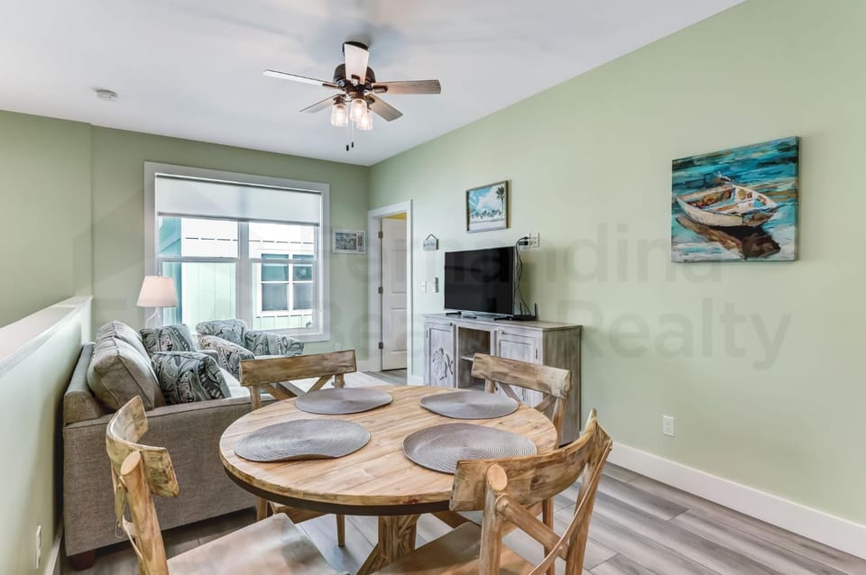 391 S Fletcher Ave D Apartment in Fernandina Beach