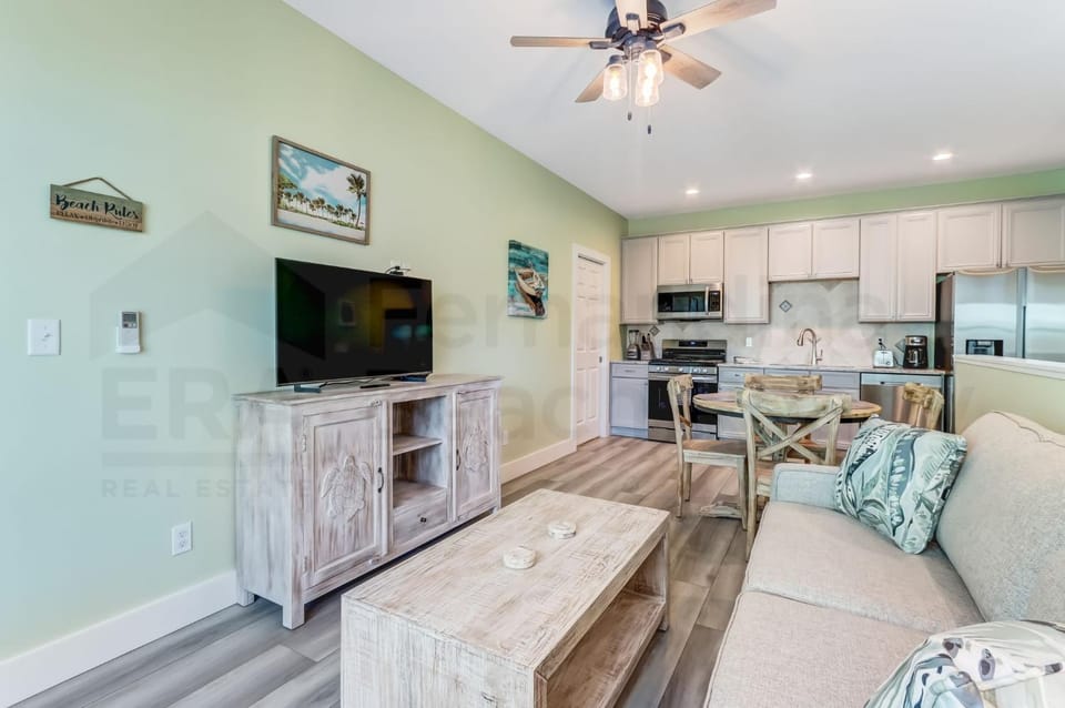 391 S Fletcher Ave D Apartment in Fernandina Beach