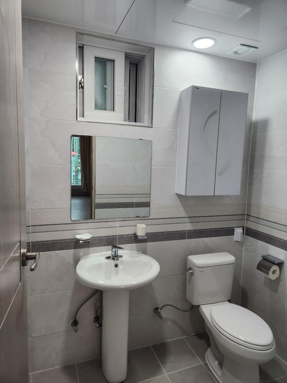 Toilet, Bathroom