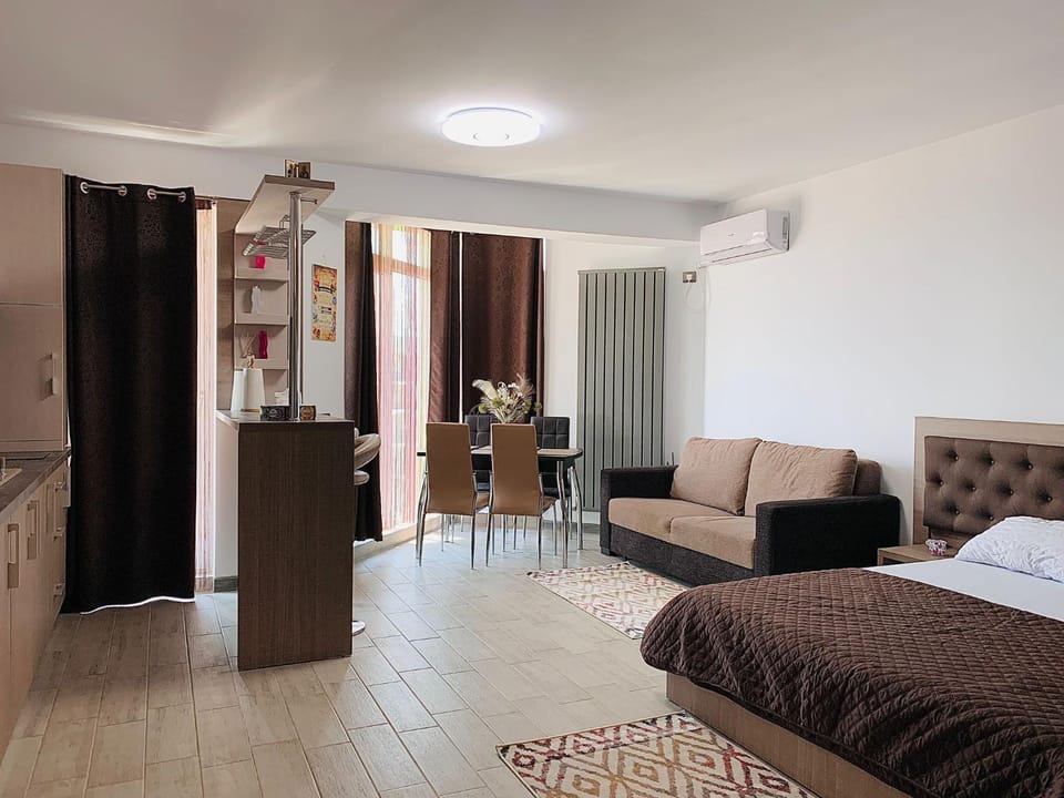 Living room, Photo of the whole room
