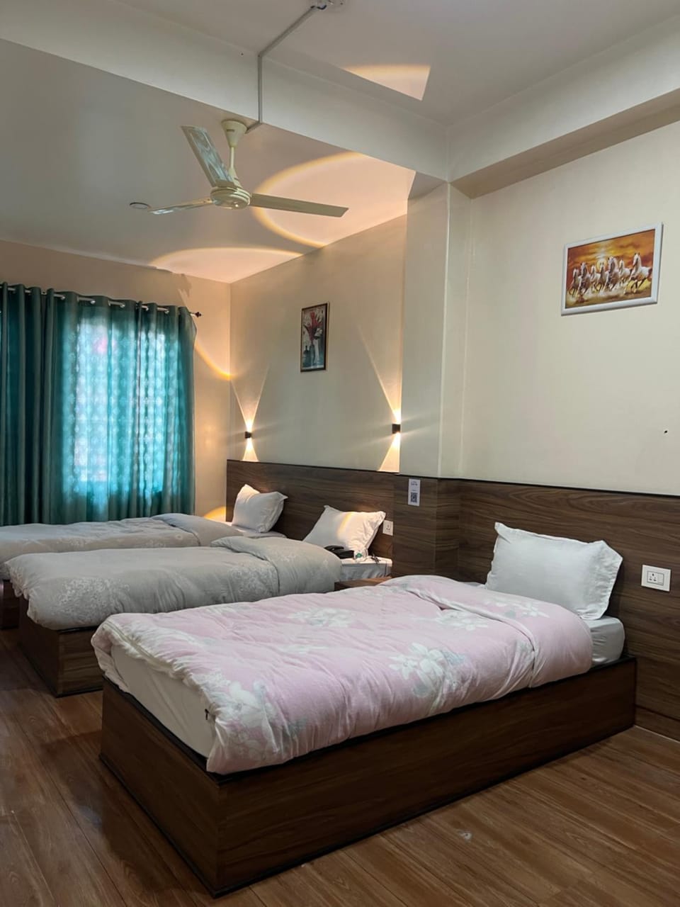 Myagdi Korola Guest House and Bhanchha Ghar Bed and Breakfast in Bagmati Province, Nepal