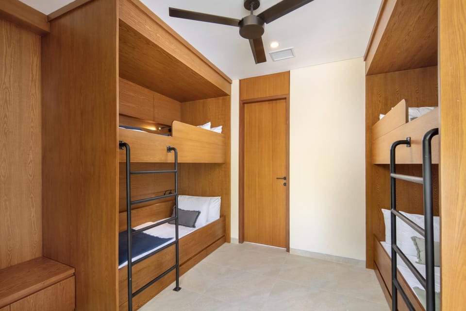 bunk bed