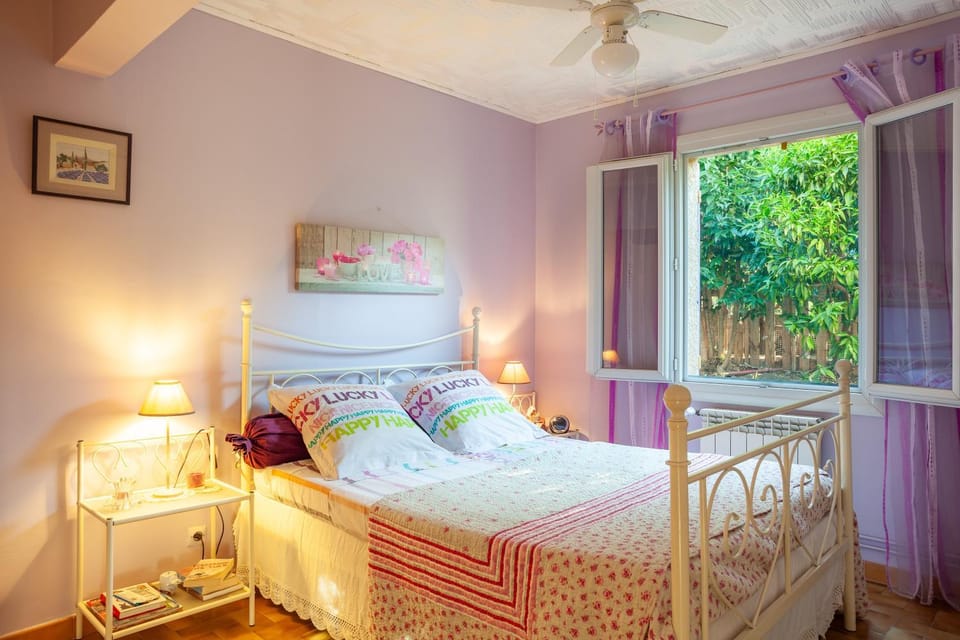 Living room, Bedroom
