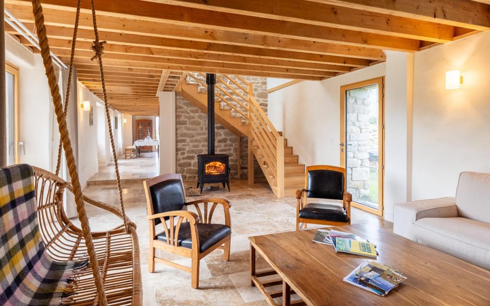 Living room, fireplace