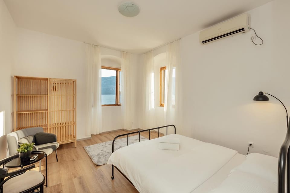 City port Apartment Apartment in Montenegro