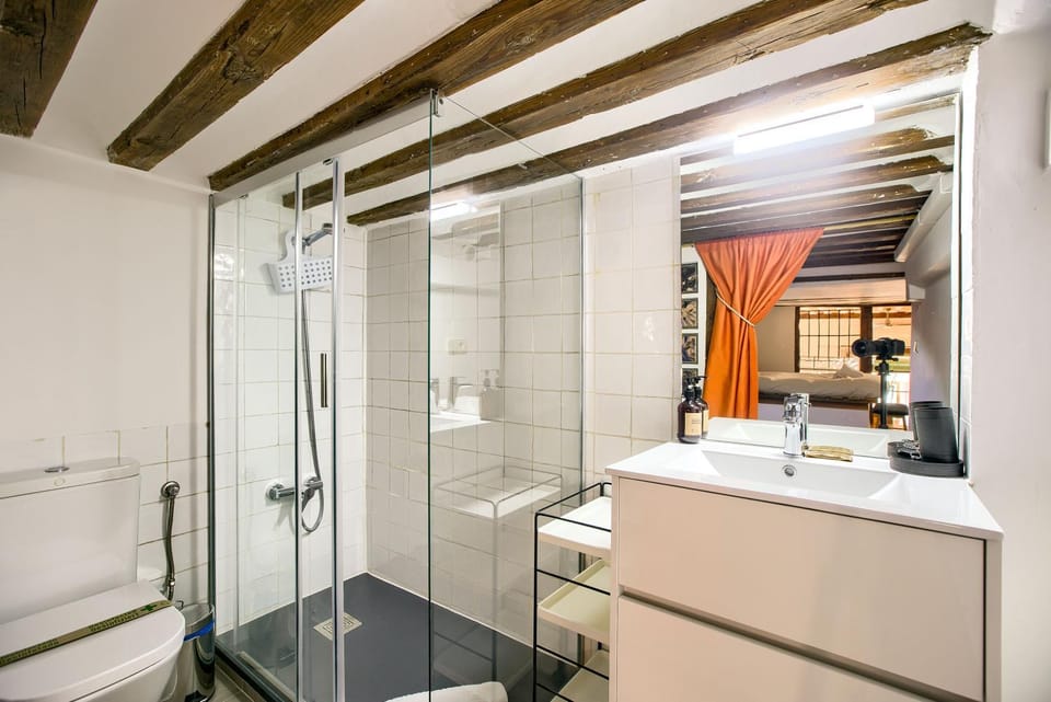 Shower, Bathroom