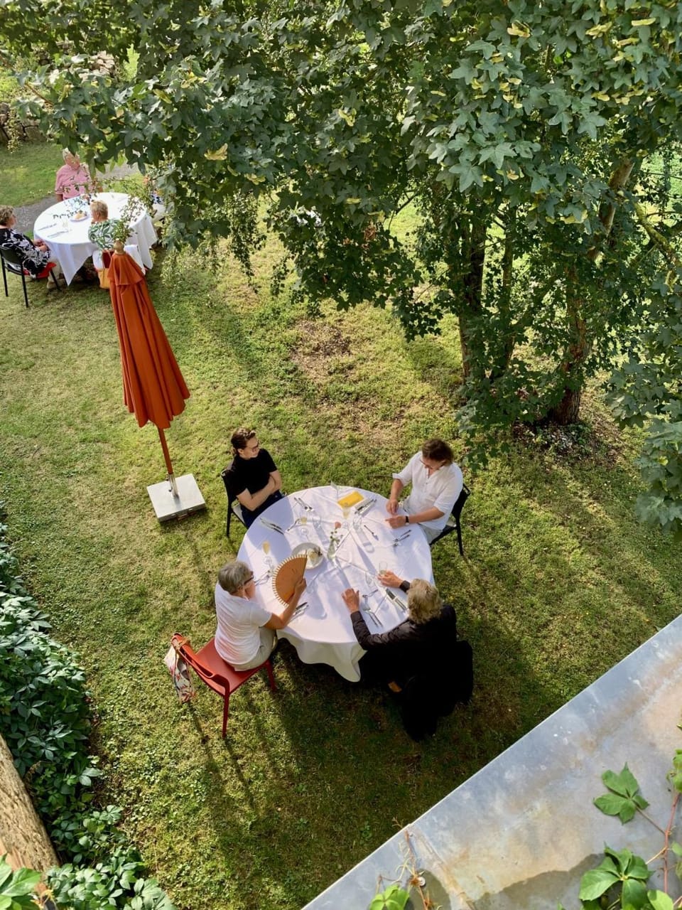 Restaurant/places to eat, Banquet/Function facilities, Dining area, Garden view