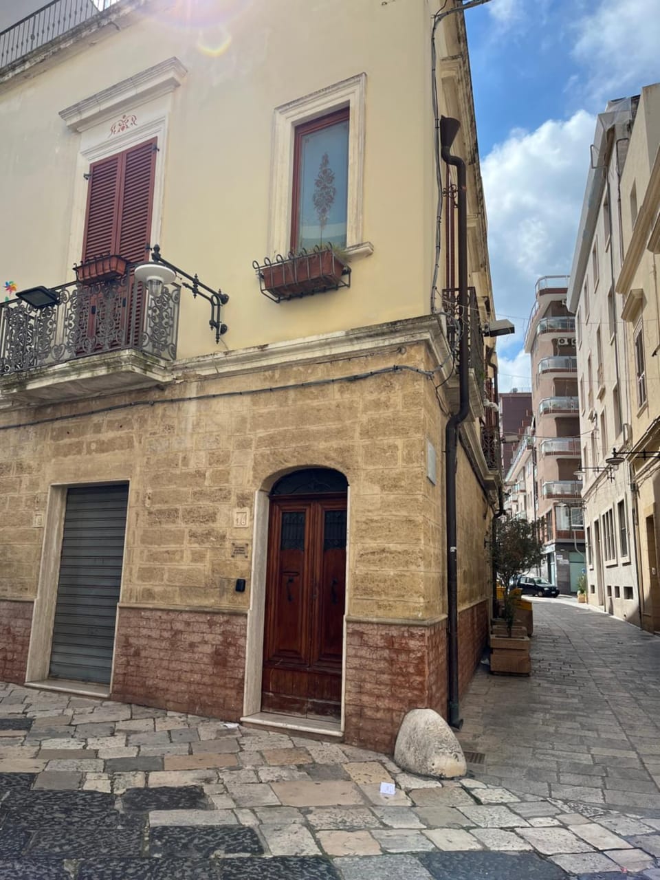 Property building, Neighbourhood, Street view