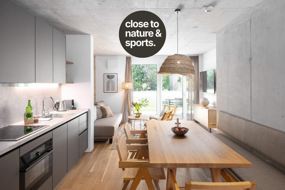 Kitchen or kitchenette, Living room, Seating area, Dining area, pet friendly, stove