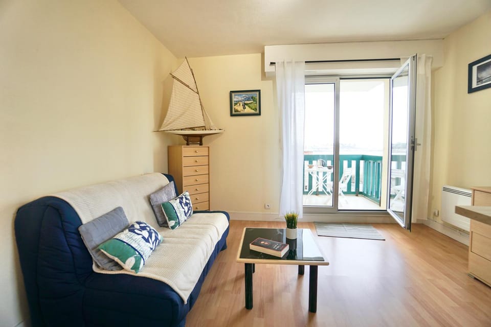 La Guérite*front de mer*parking* Apartment in Ploemeur