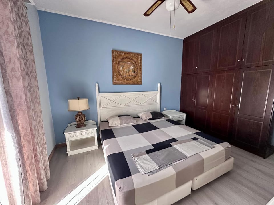 peaceful villa location ideal for families or group close to beautiful beaches Villa in Kefalos