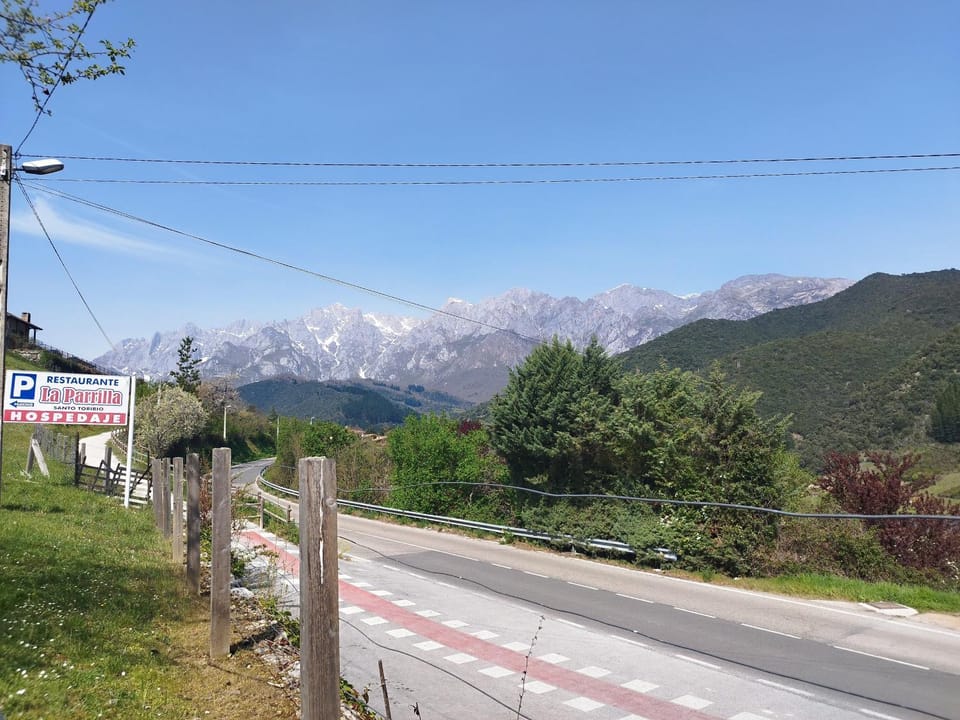 Hostal La Parrilla Inn in Cantabria