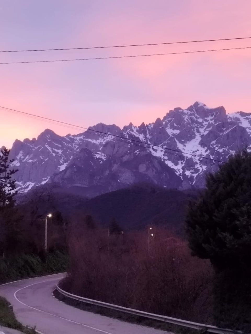 Hostal La Parrilla Inn in Cantabria