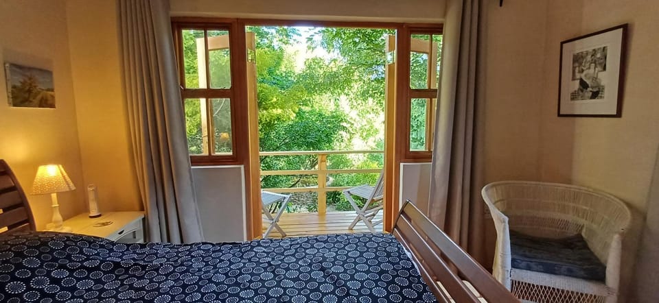 Bed, Balcony/Terrace, Garden view