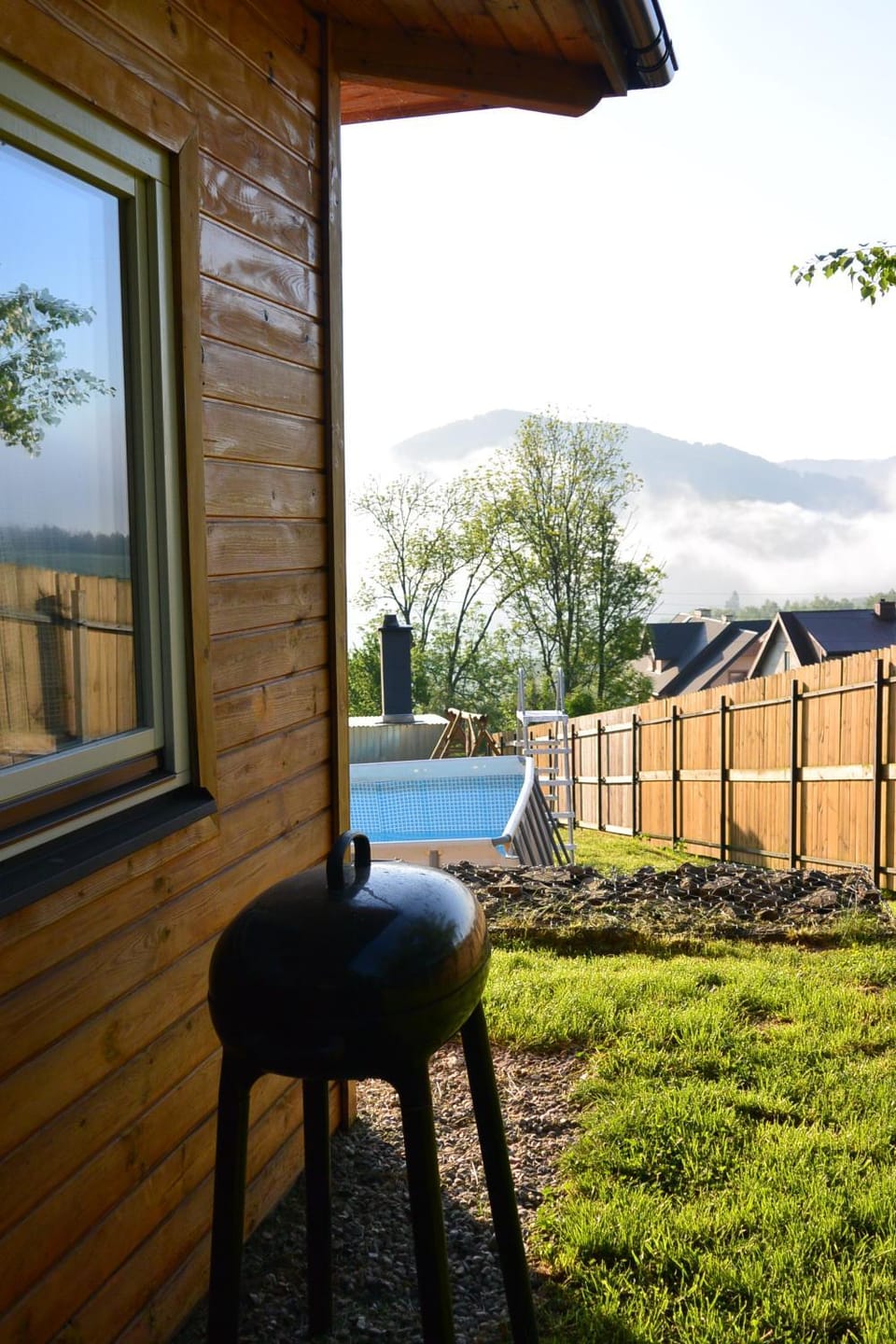 Property building, Spring, BBQ facilities, Pool view