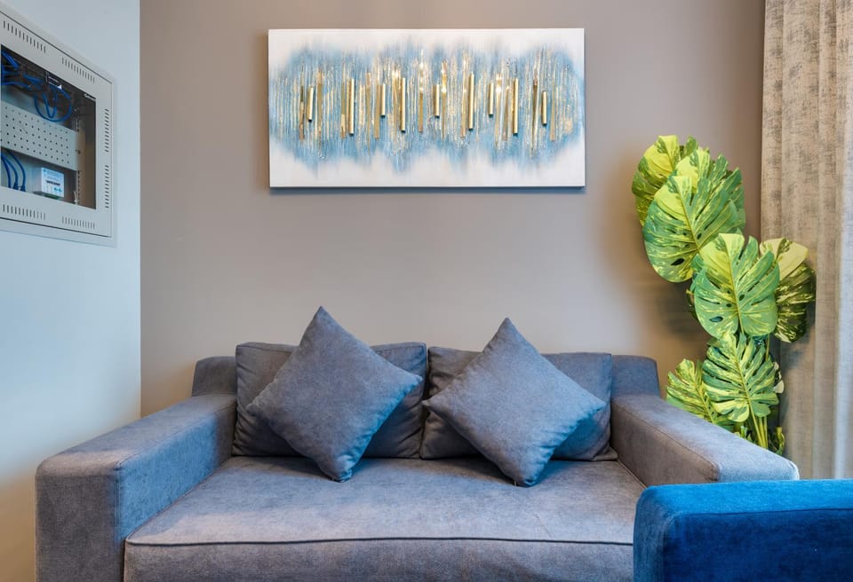 Living room, Seating area