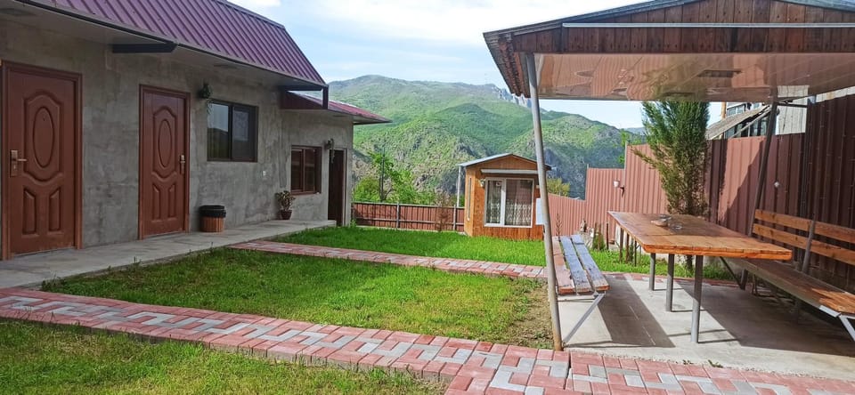 Sanahin VaLiVa Guest House Bed and Breakfast in Armenia