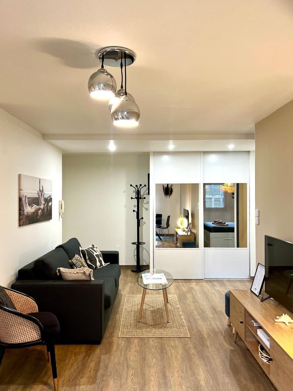TV and multimedia, Living room, Seating area