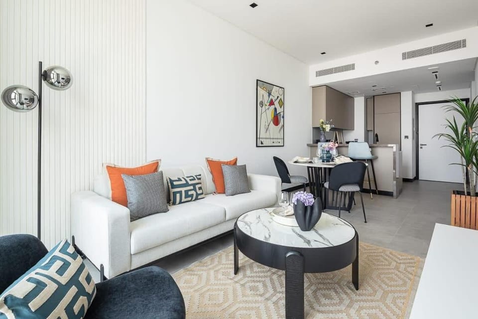 Frank Porter - 15 Northside Tower 2 Apartment in Dubai