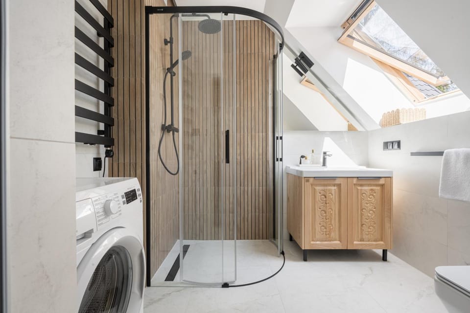Shower, Bathroom, washing machine