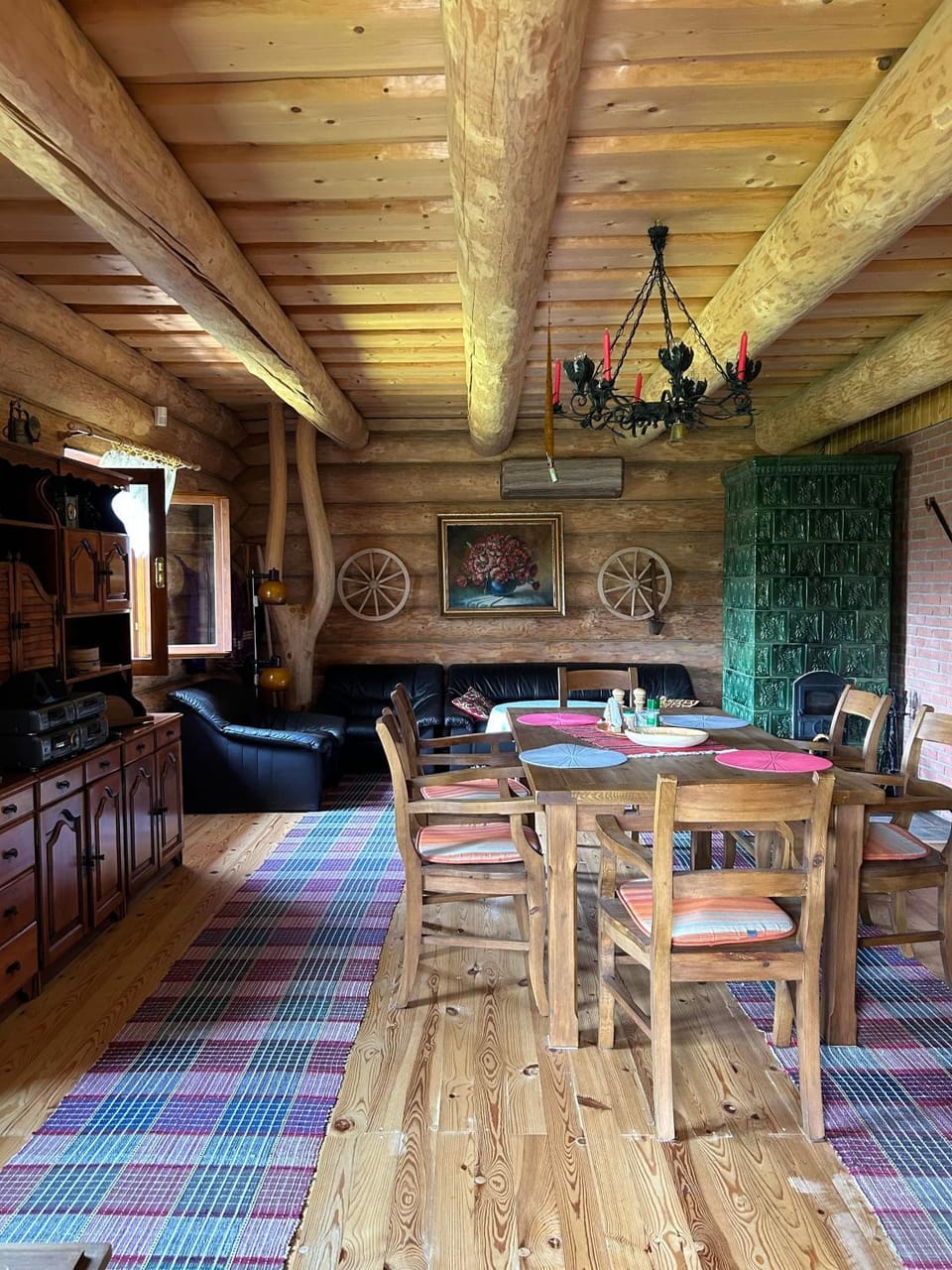 Living room, Dining area