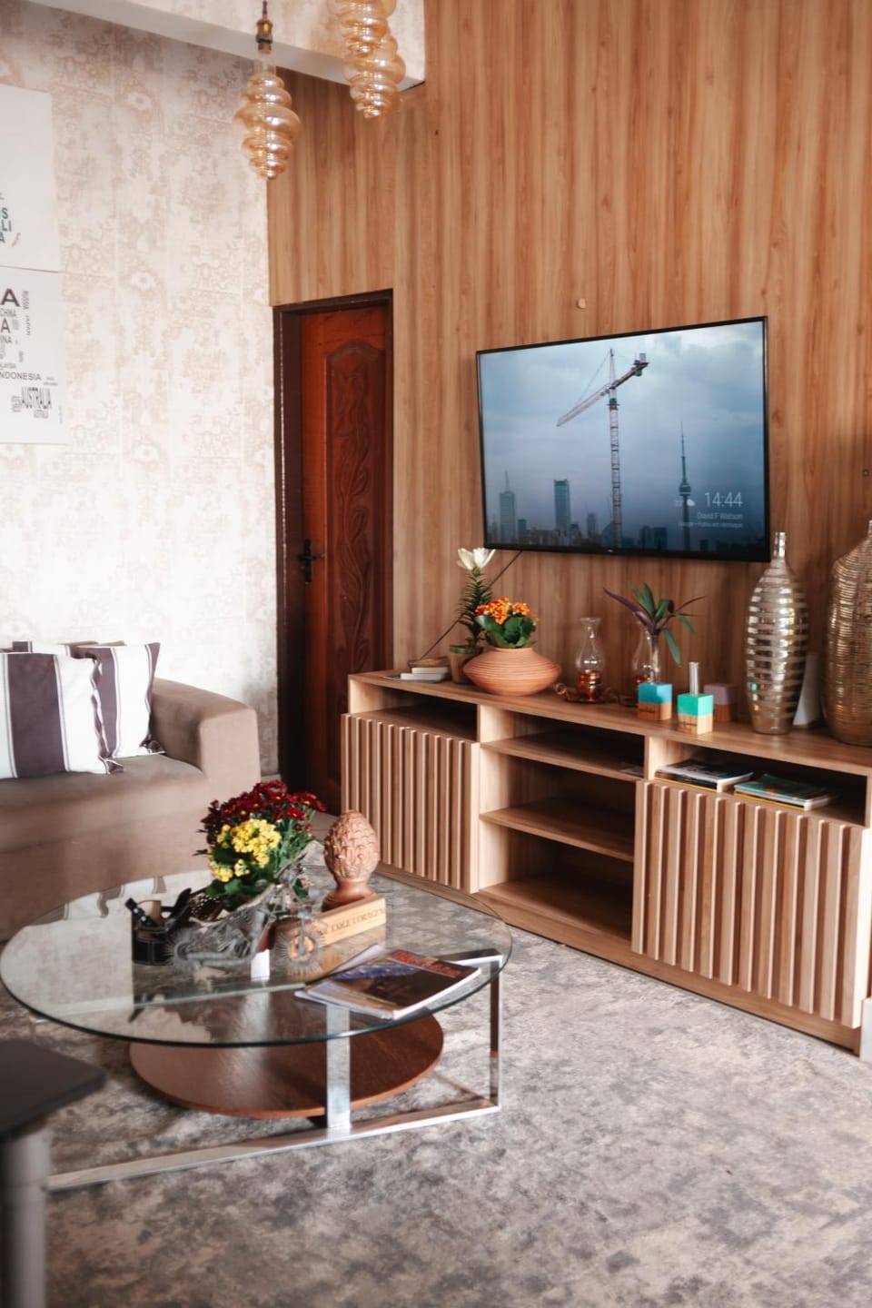 Communal lounge/ TV room, Living room, Seating area
