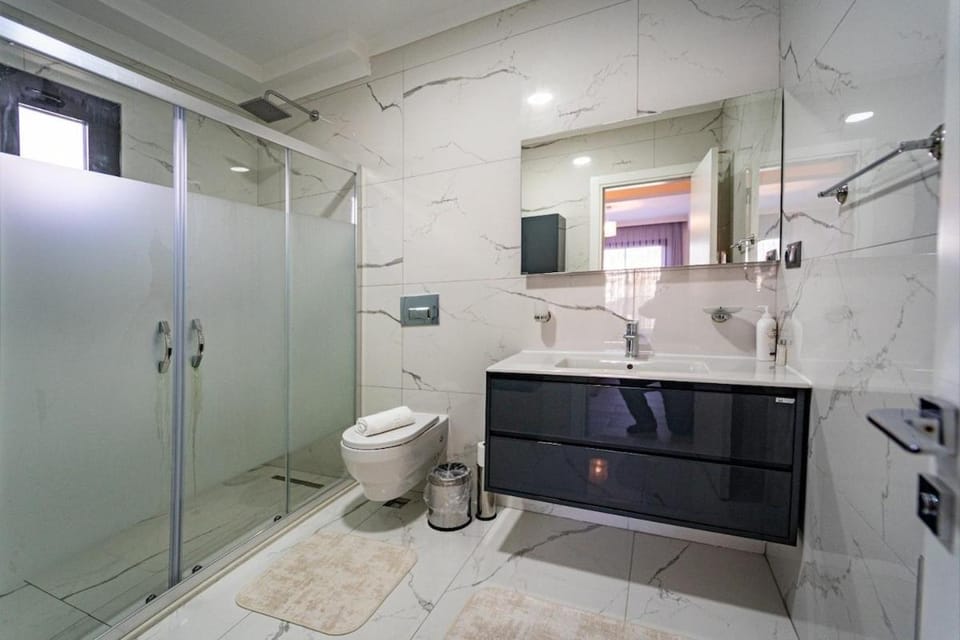 Merkezde Muhteşem Havuzlu Villa Villa in Fethiye