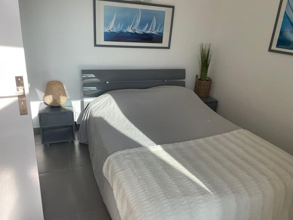 Magnifique appartement vue port et mer Apartment in Agde