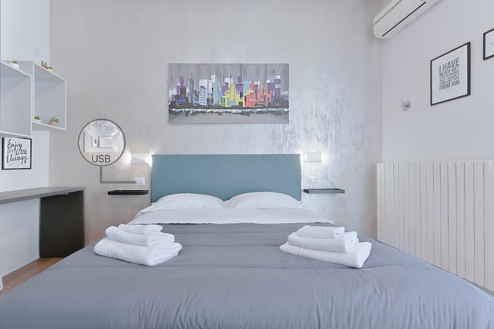 Taron House - Bologna Center Station & Fiera Apartment in Bologna