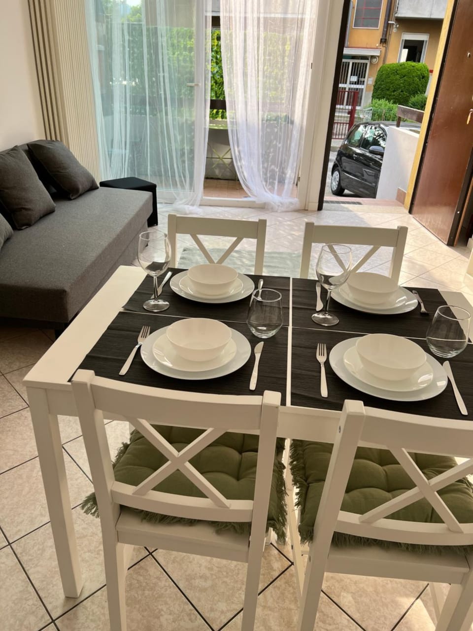 Living room, Dining area