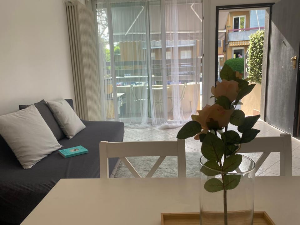 JACAM home free parking Como Apartment in Lombardy
