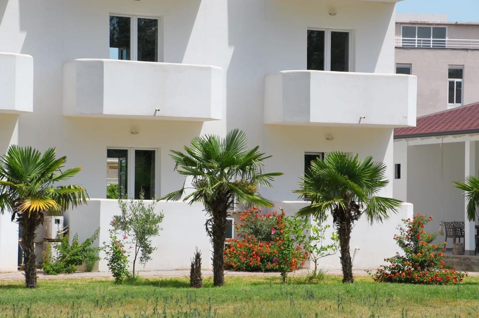 Hotel Velipoja Village Hotel in Montenegro