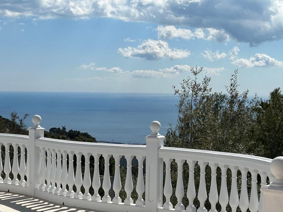 Sea view, Sea view