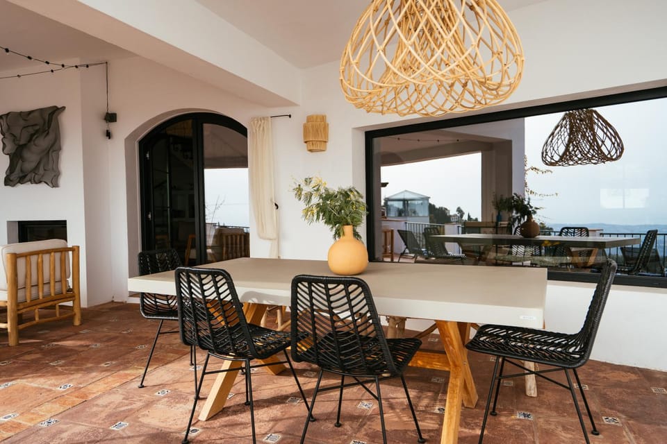 Natural landscape, View (from property/room), Seating area, Dining area