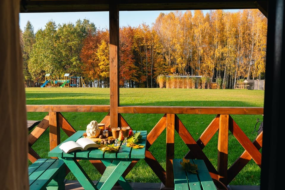 View (from property/room), Balcony/Terrace, Lake view