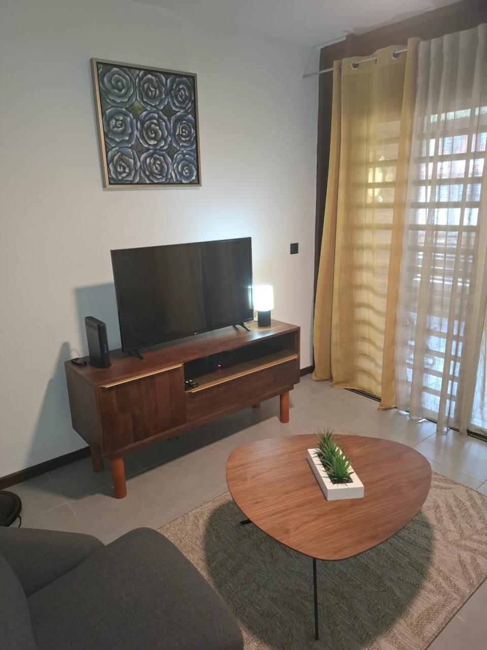 Communal lounge/ TV room, TV and multimedia, Living room, Evening entertainment